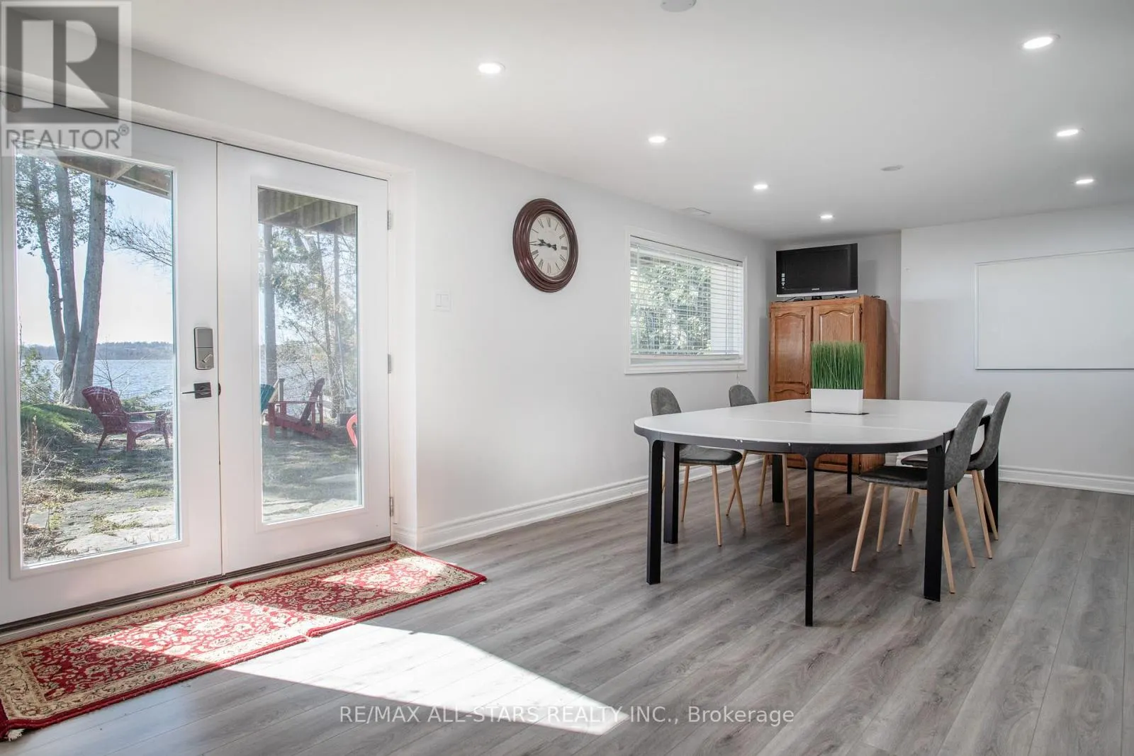 253 STEPHENSON POINT ROAD