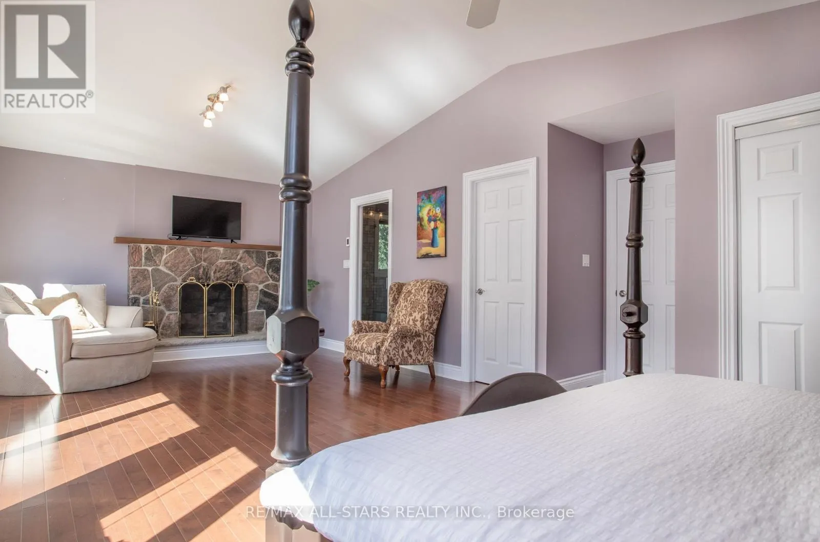 253 STEPHENSON POINT ROAD