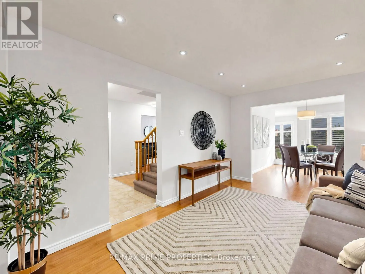 29 REDMOND DRIVE