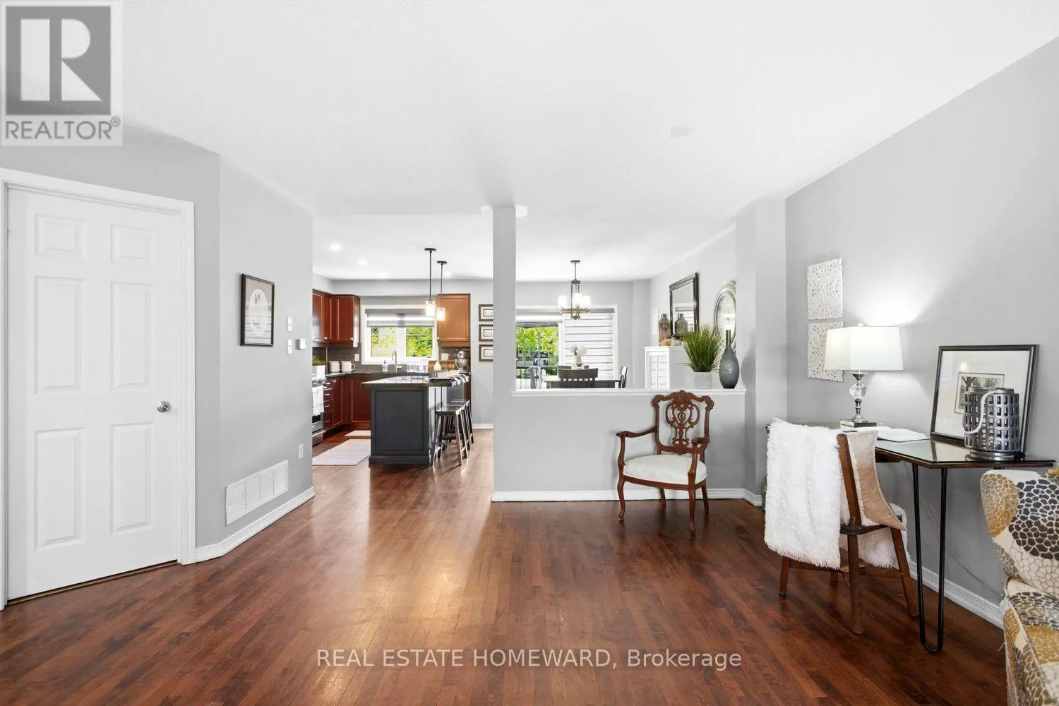 10 - 571 LONGWORTH AVENUE E