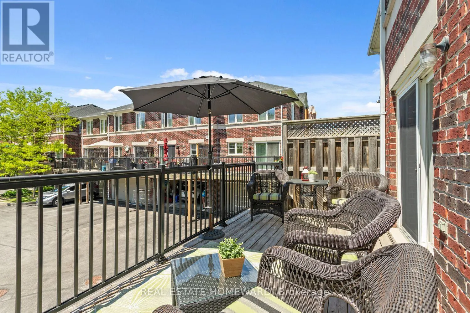 10 - 571 LONGWORTH AVENUE E