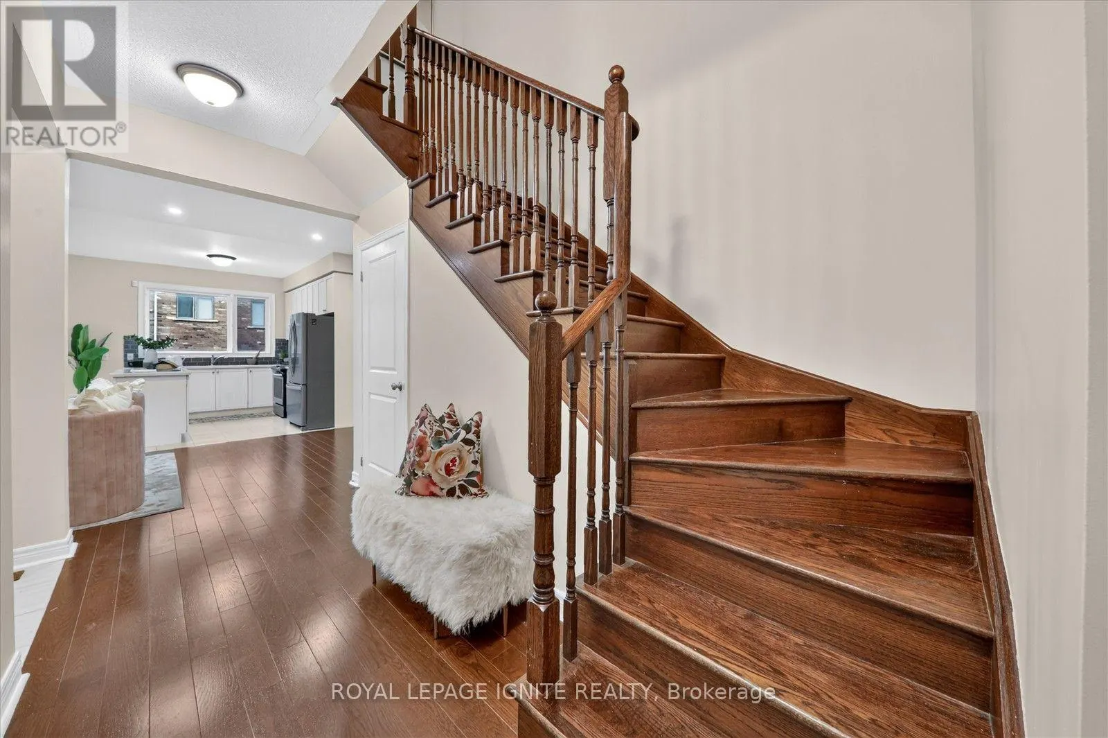 2637 CERISE MANOR COURT