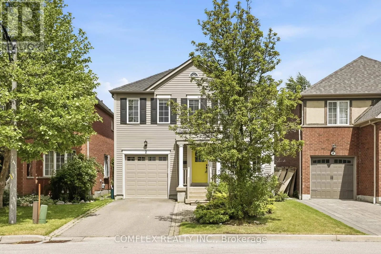 2 ARMITAGE CRESCENT