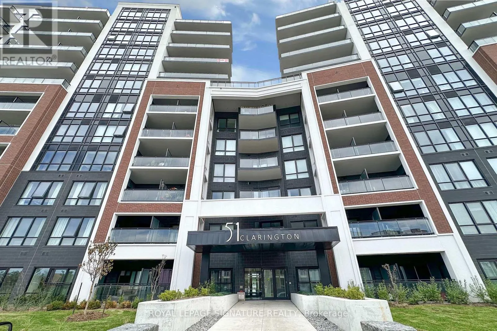 613 - 51 CLARINGTON BOULEVARD