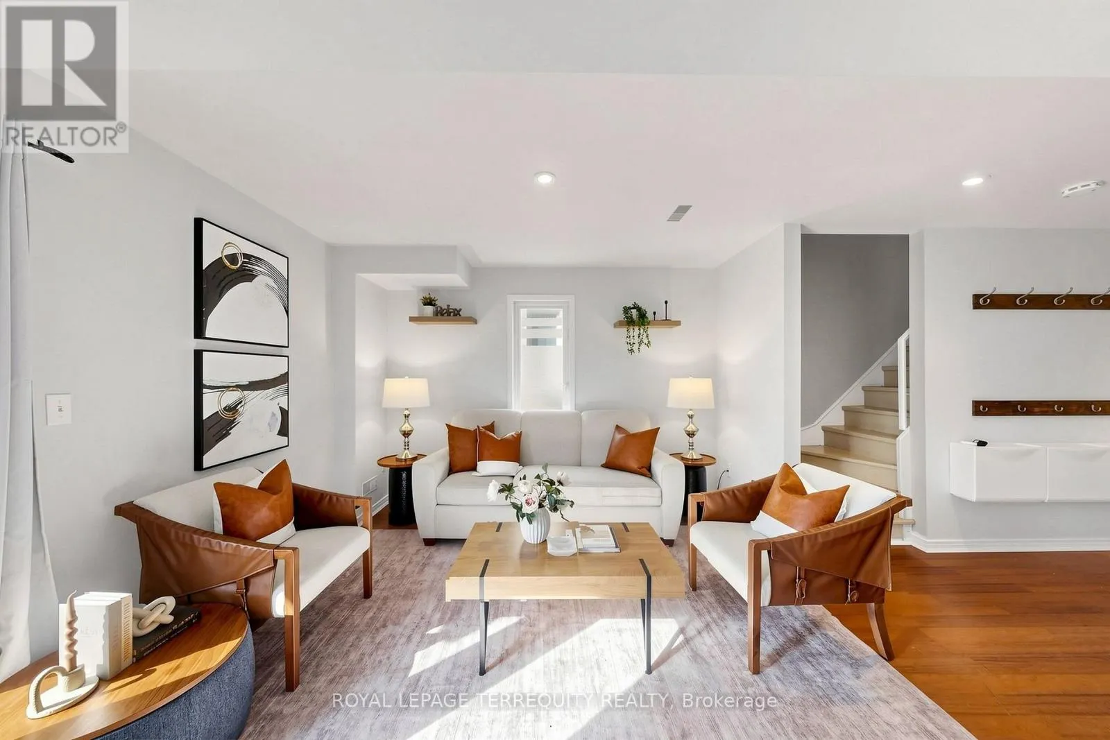 50 - 735 SHEPPARD AVENUE