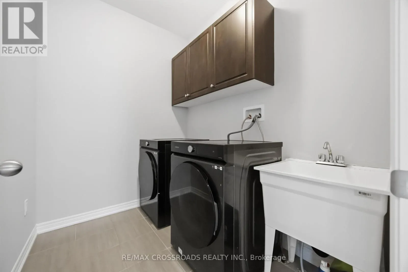1257 AQUARIUS TRAIL