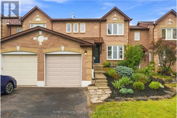 61 FERNBANK PLACE
