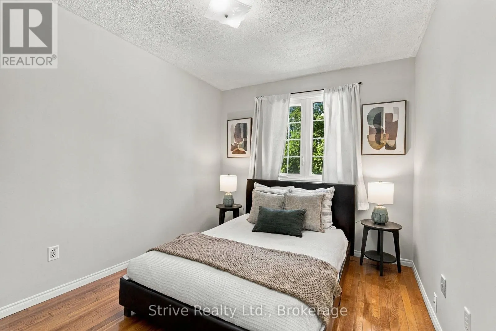 174 - 10 BASSETT BOULEVARD E #174