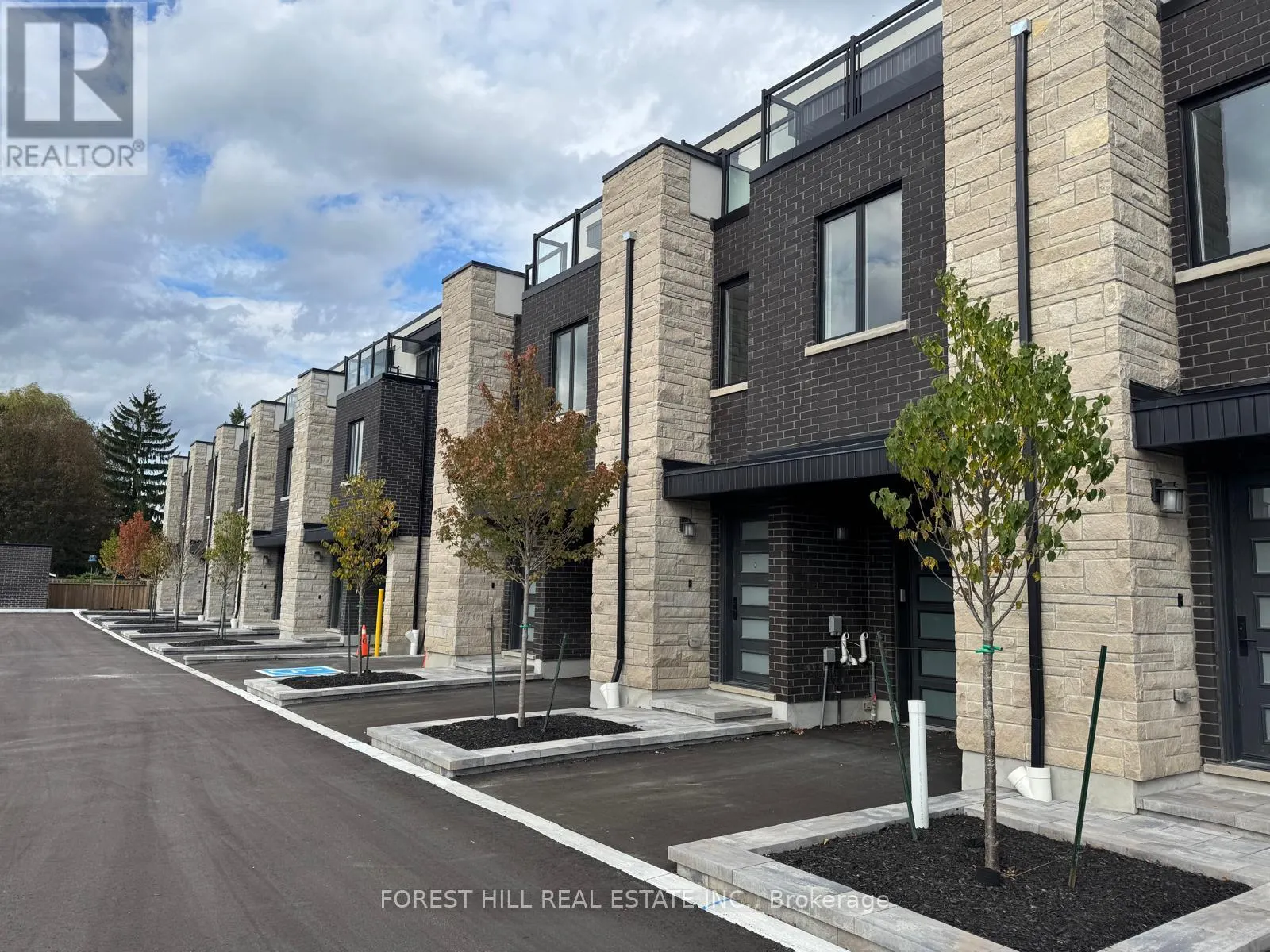3 CRANSWICK LANE