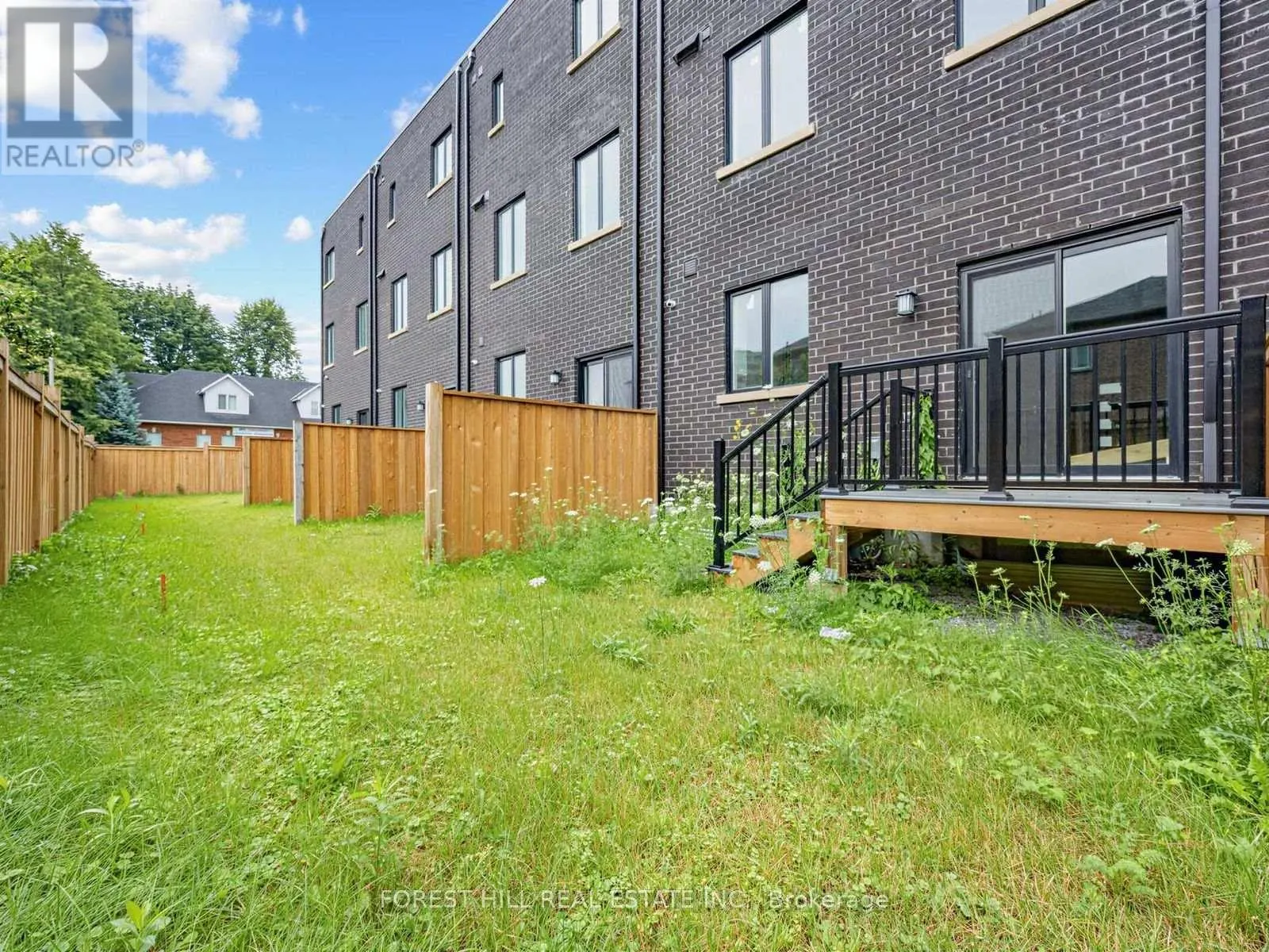 1 CRANSWICK LANE