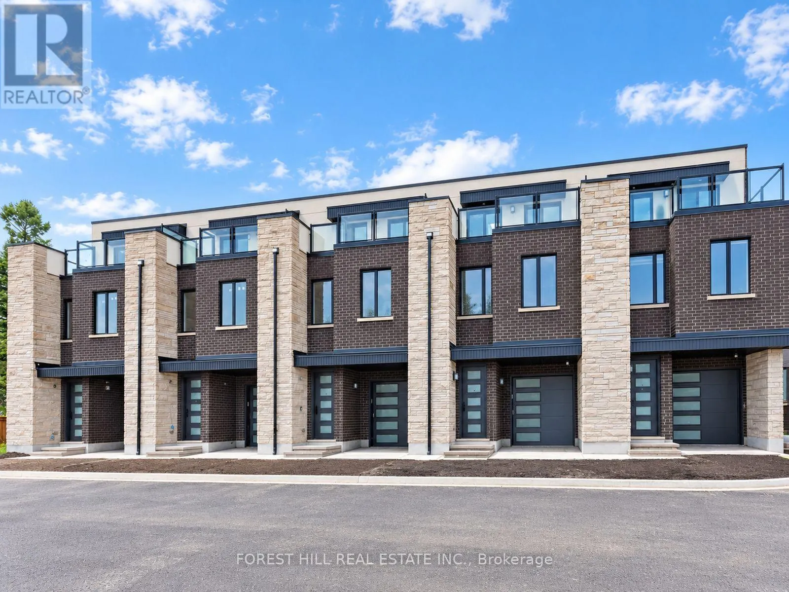 1 CRANSWICK LANE