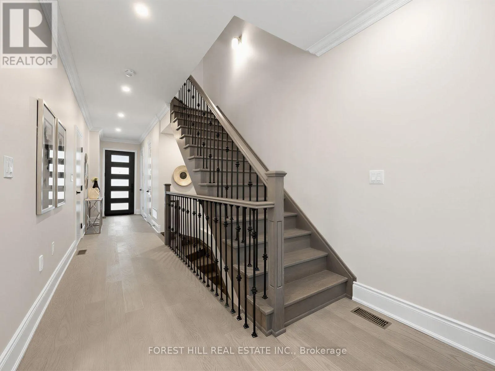 1 CRANSWICK LANE