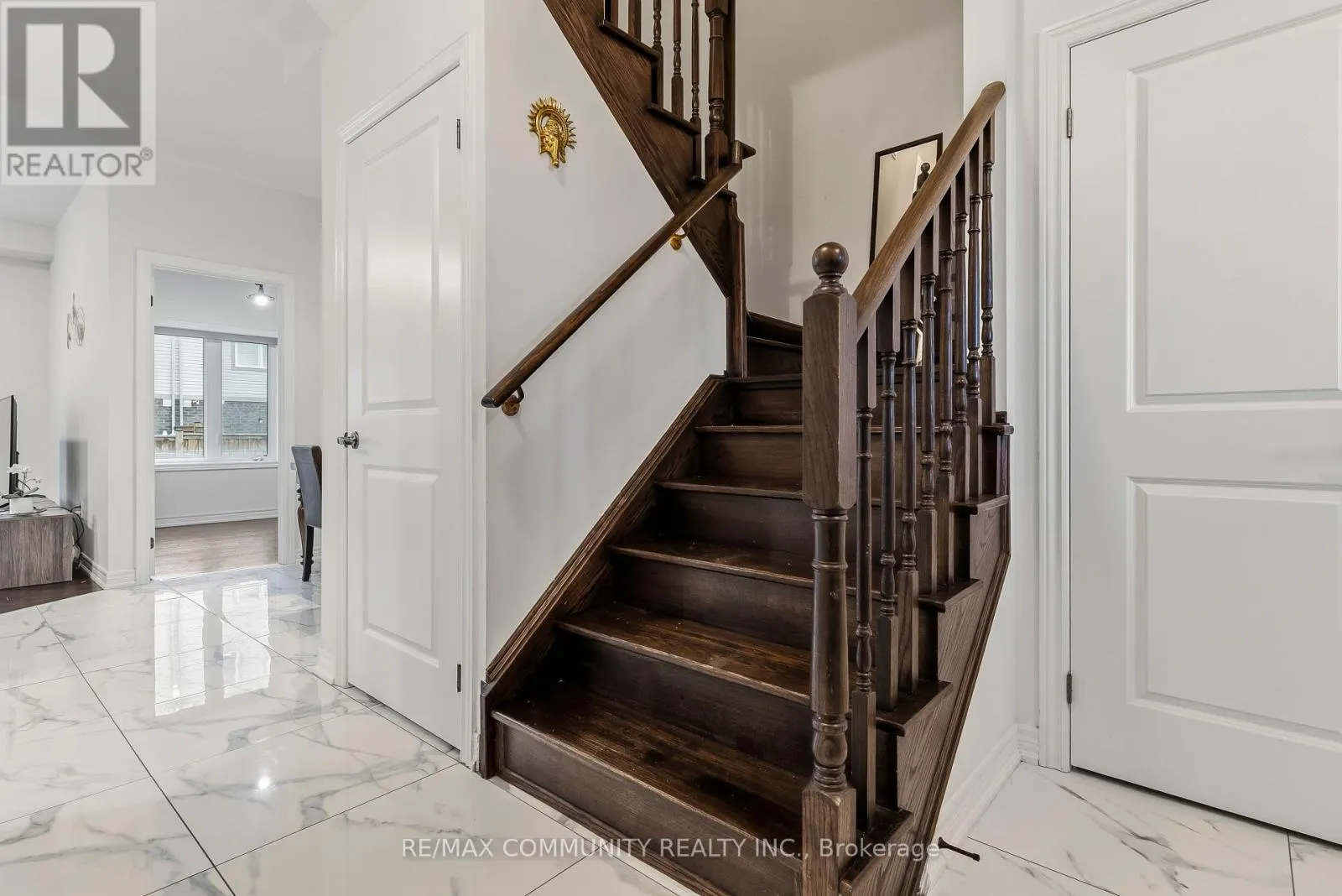 99 BILL HUTCHINSON CRESCENT