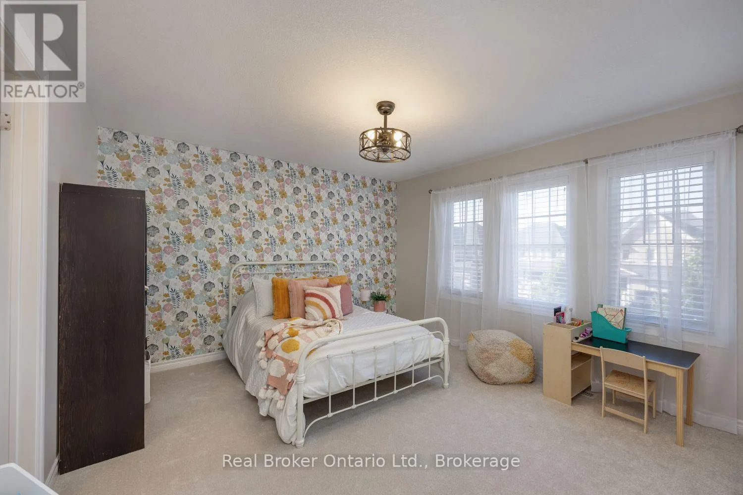 110 SUMERSFORD DRIVE
