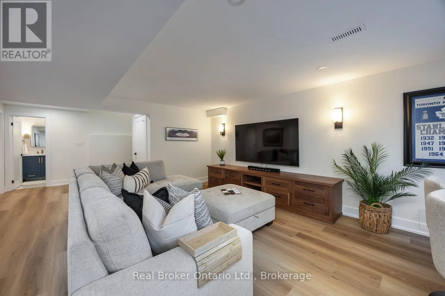 110 SUMERSFORD DRIVE