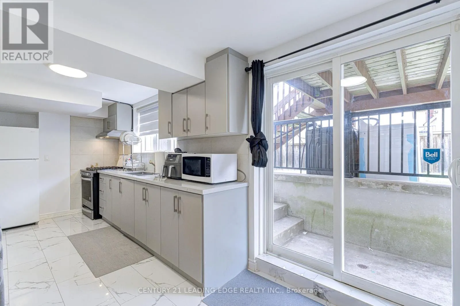 5 LUCE DRIVE