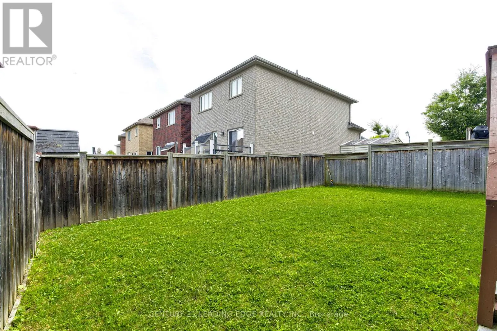 5 LUCE DRIVE