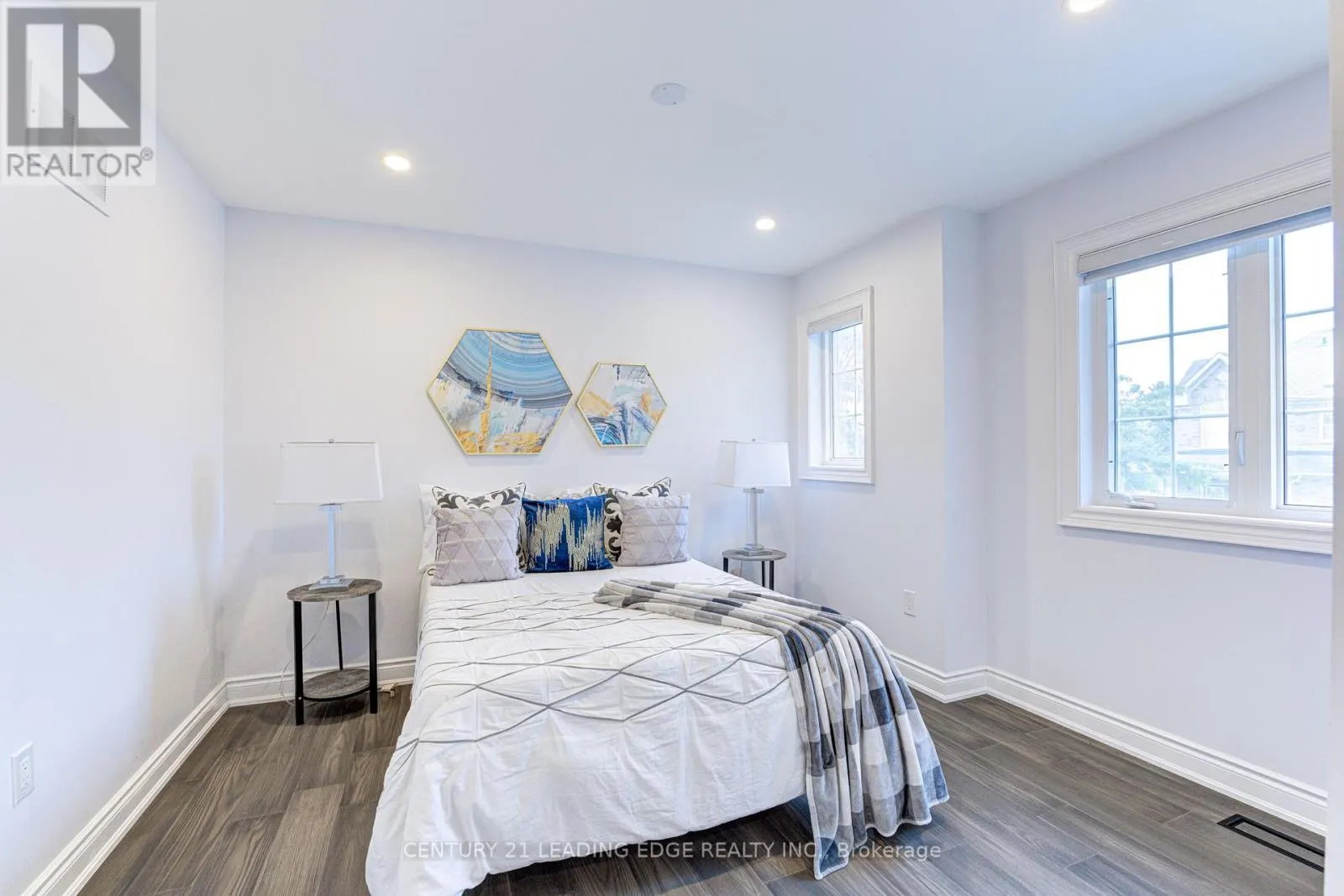 5 LUCE DRIVE