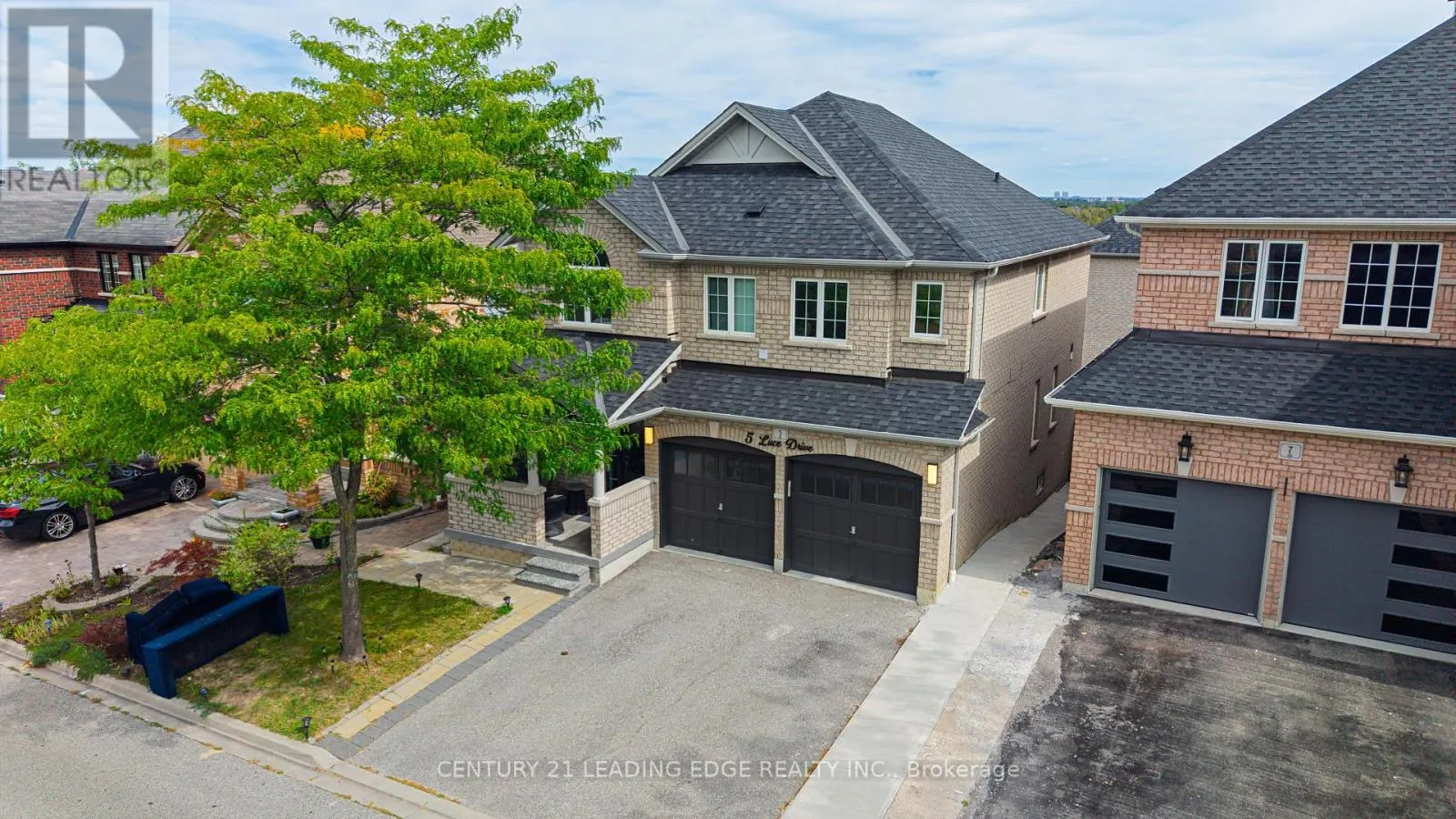 5 LUCE DRIVE