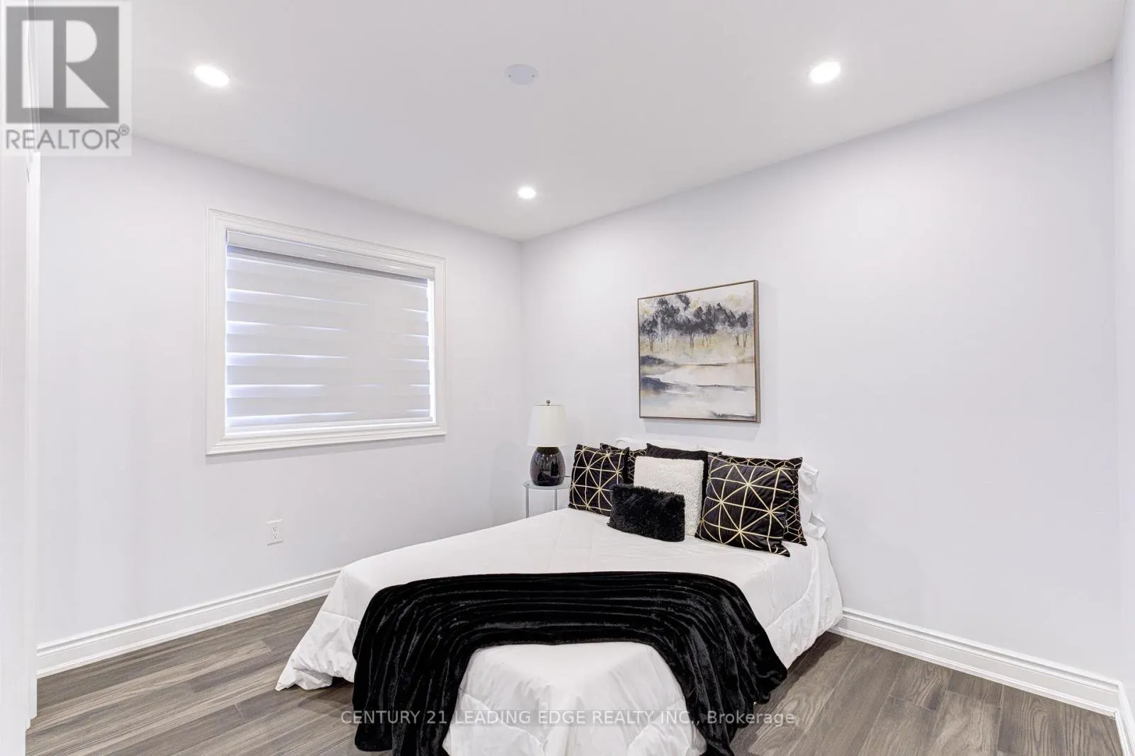5 LUCE DRIVE