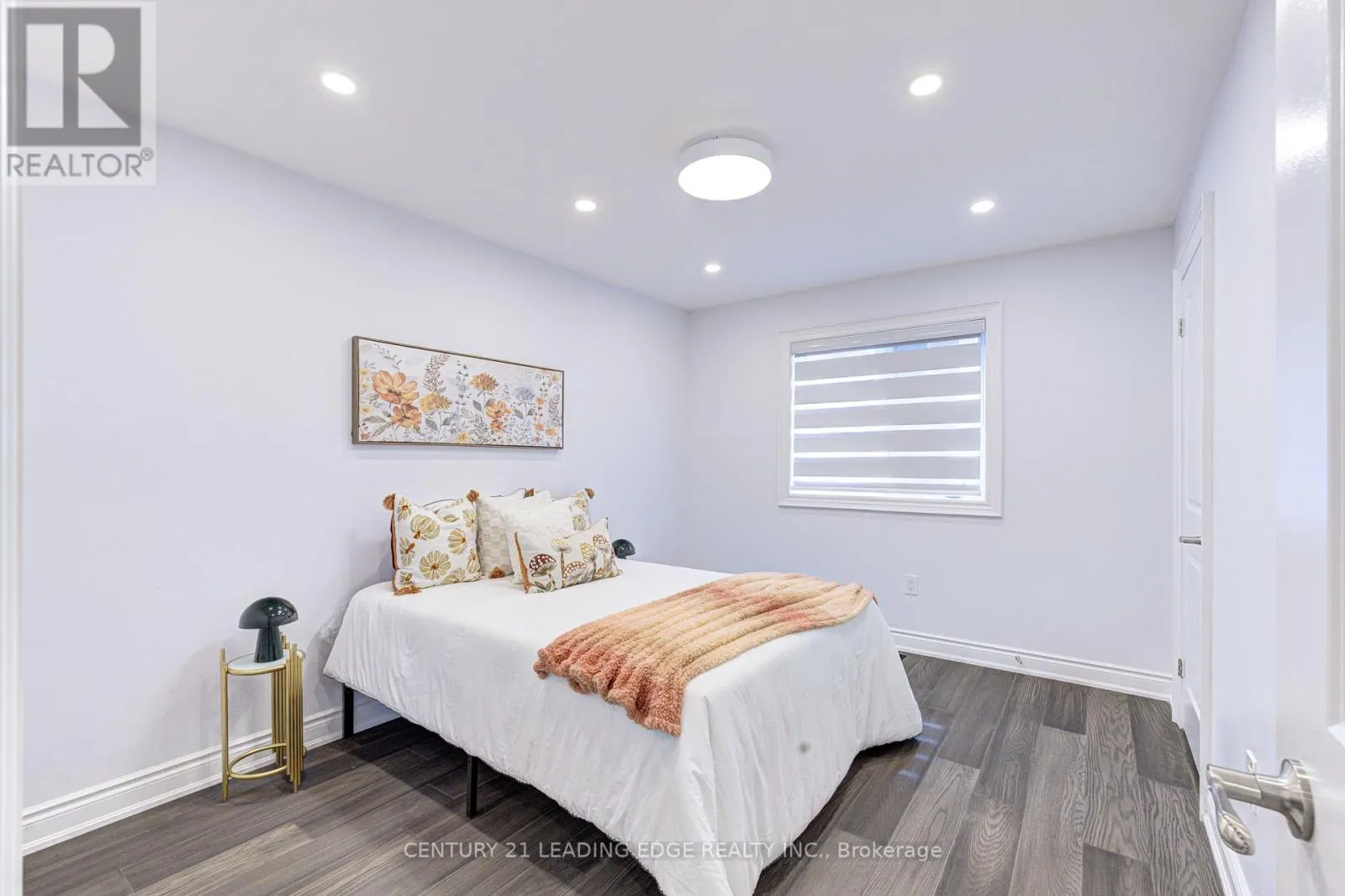 5 LUCE DRIVE