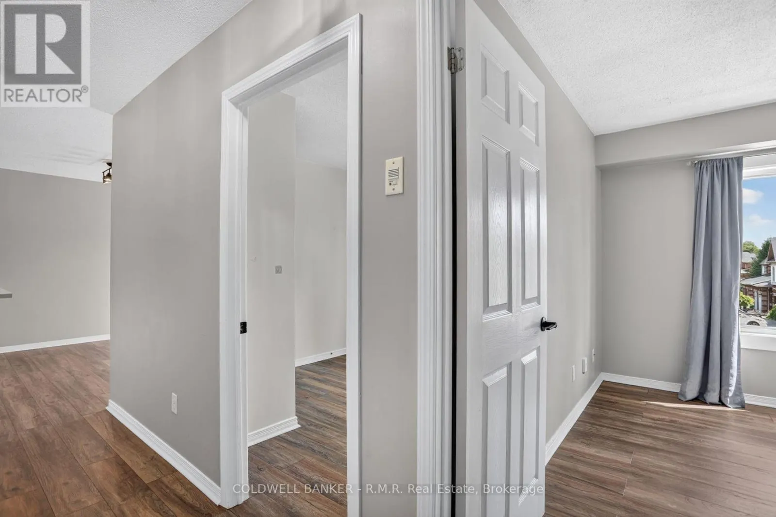 210 - 106 ASPEN SPRINGS DRIVE #210