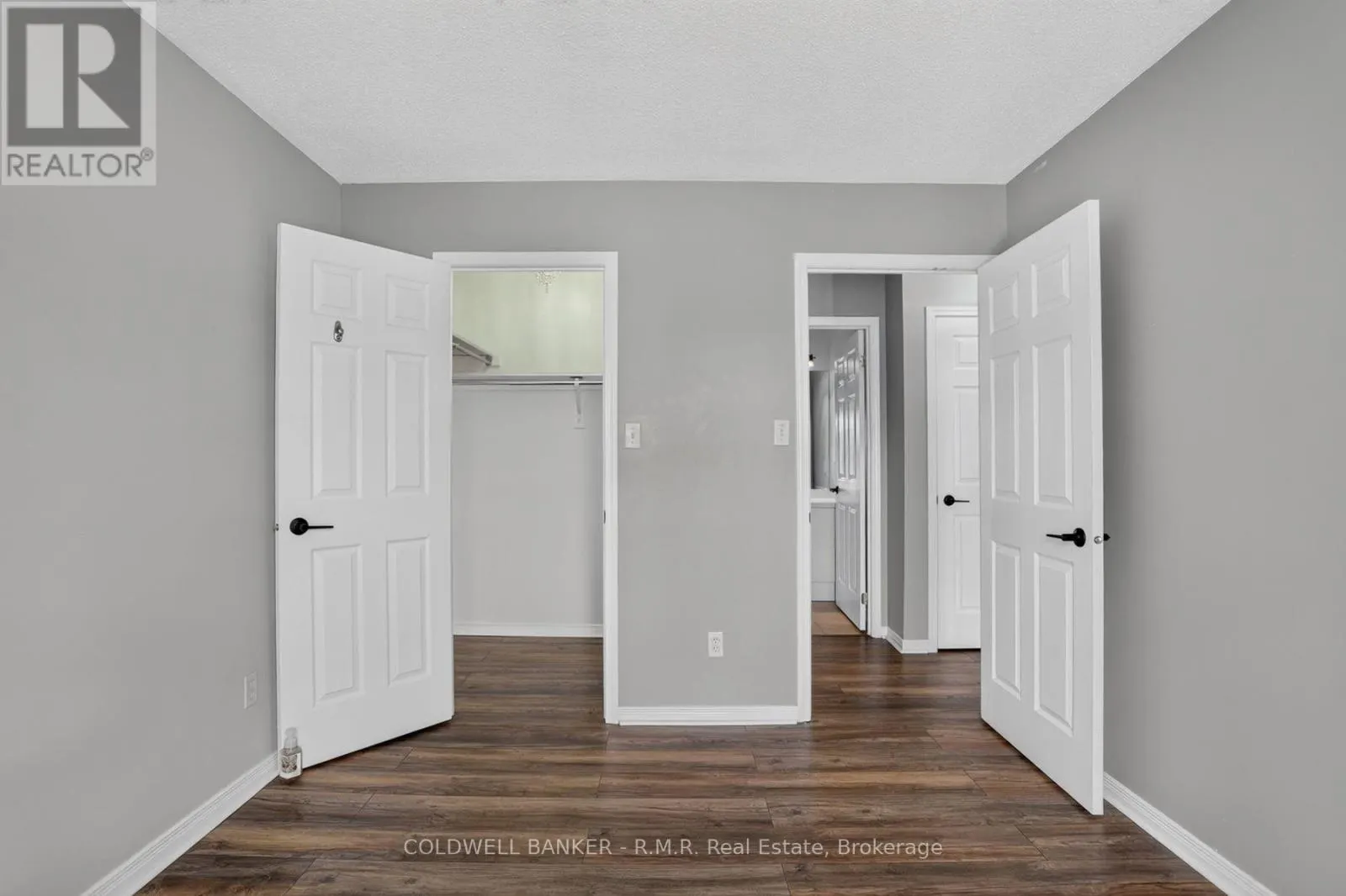 210 - 106 ASPEN SPRINGS DRIVE #210