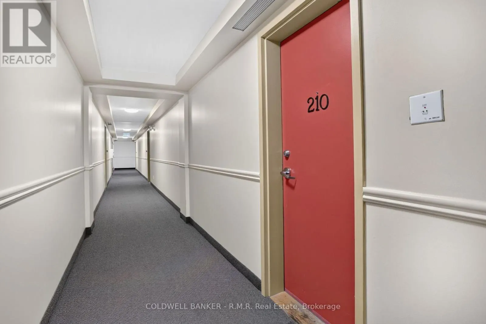 210 - 106 ASPEN SPRINGS DRIVE #210