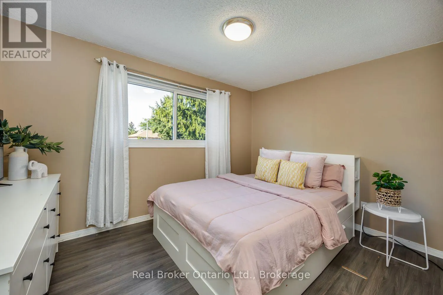 630 COGNAC CRESCENT