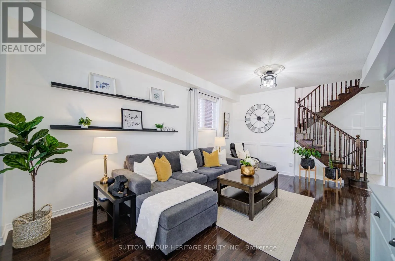 18 SHORTEN PLACE