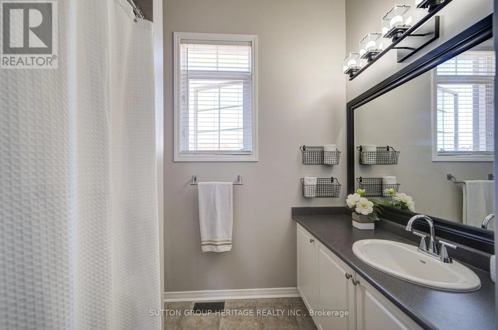 18 SHORTEN PLACE