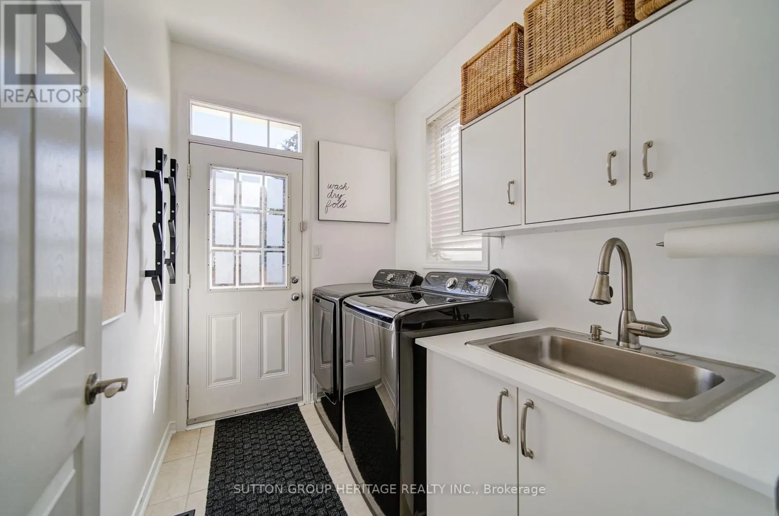 18 SHORTEN PLACE