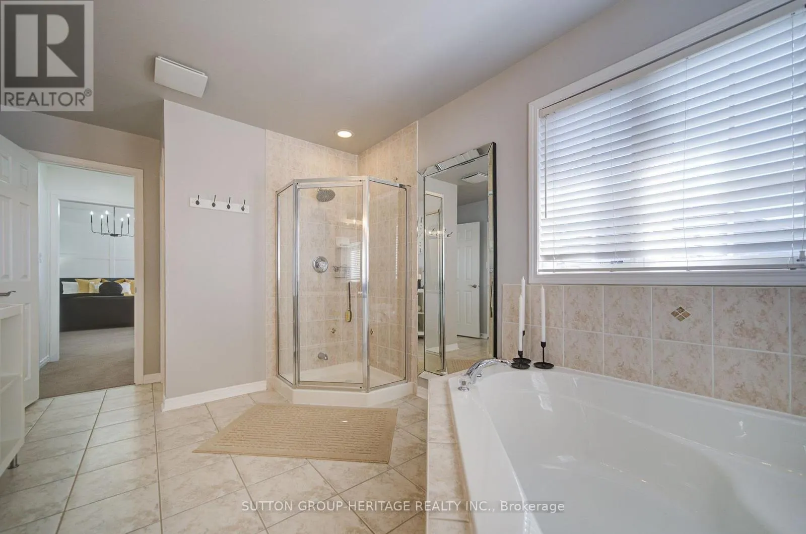 18 SHORTEN PLACE