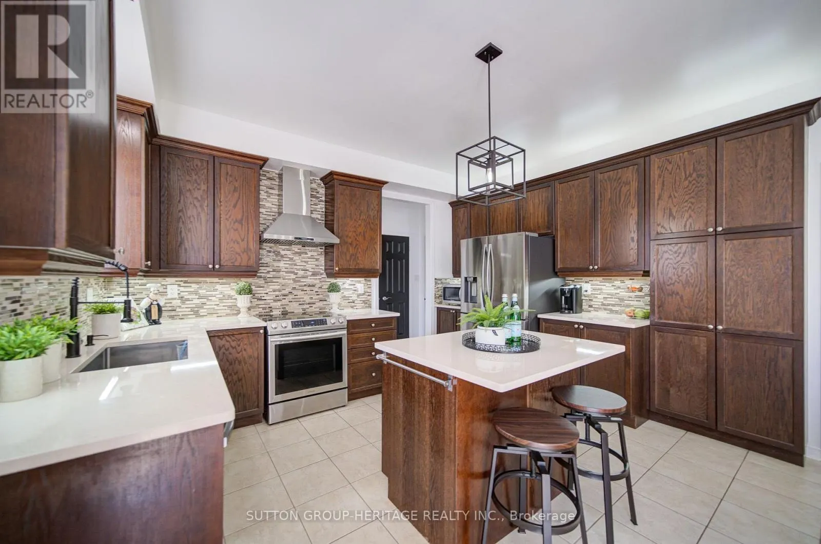 18 SHORTEN PLACE