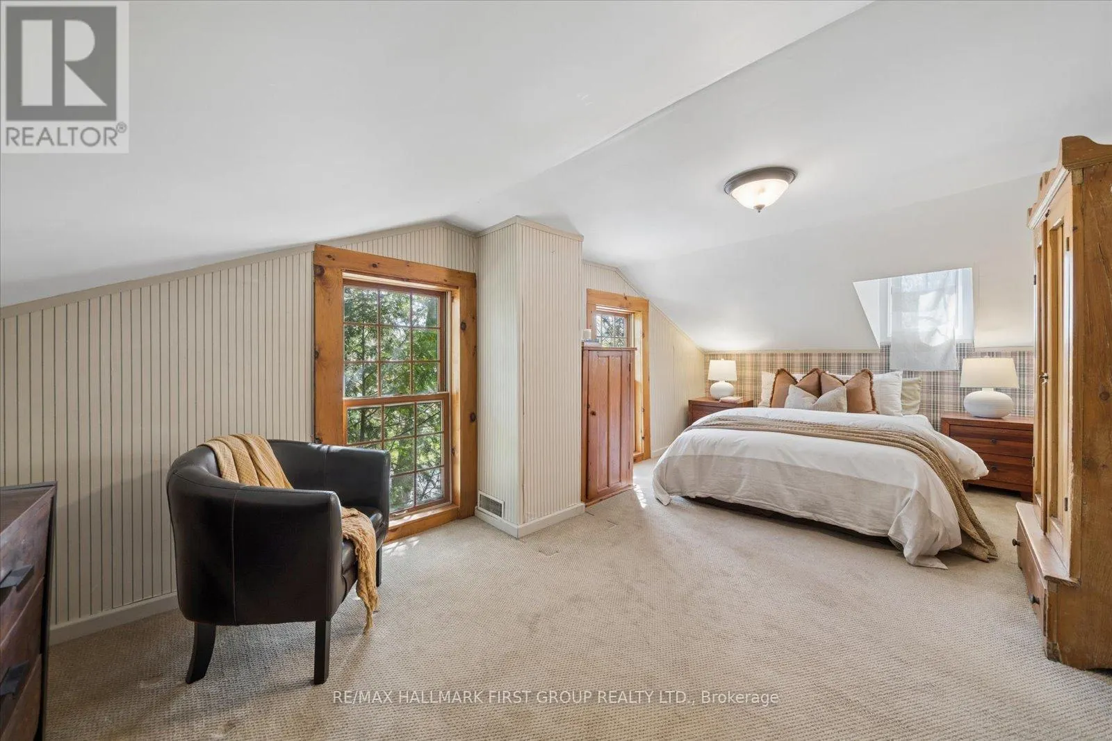 130 MYRTLE ROAD E