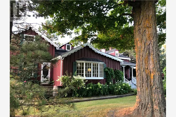 130 MYRTLE ROAD E