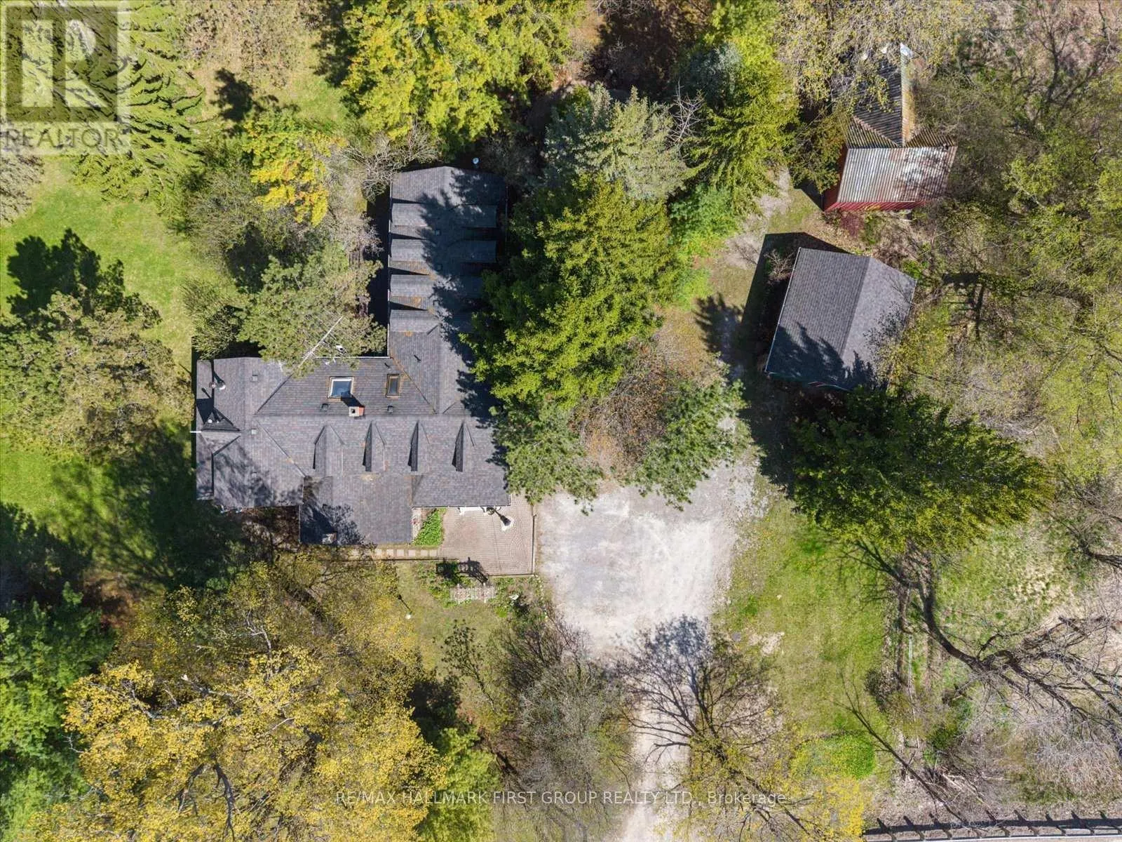130 MYRTLE ROAD E