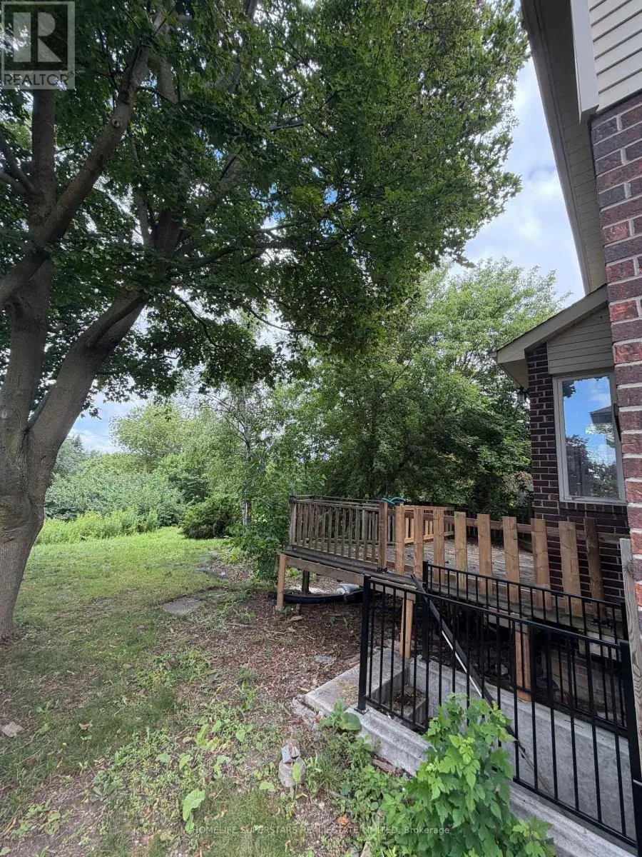 8 BUTTERFIELD CRESCENT