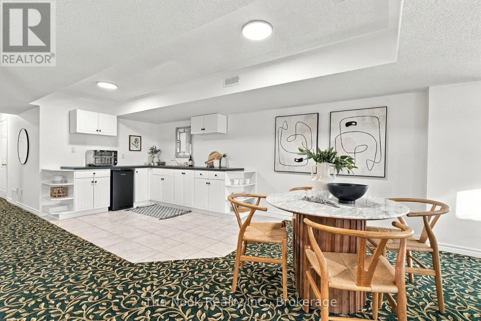 70 JAMES ROWE DRIVE