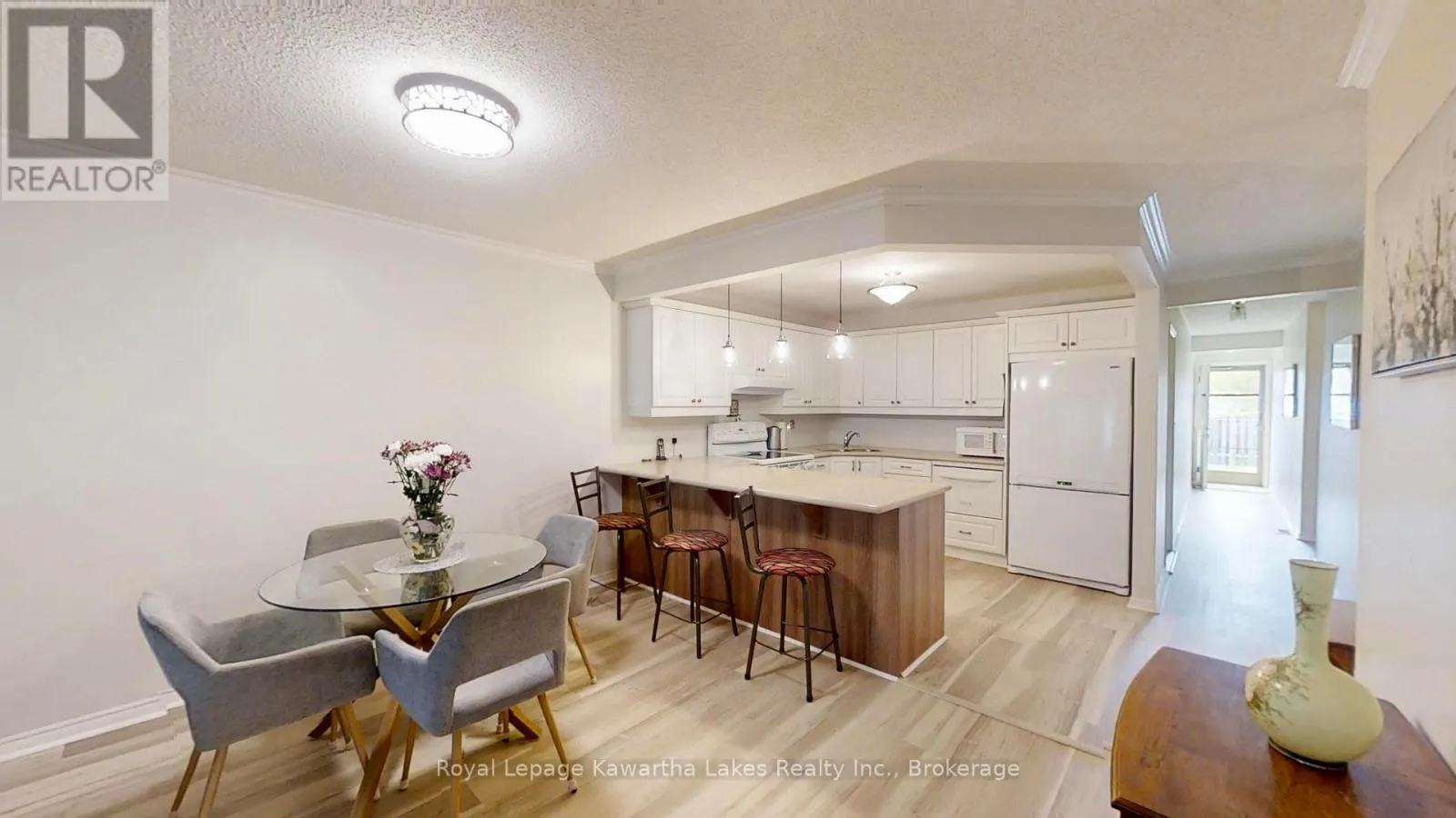 6 - 234 WATER STREET #6