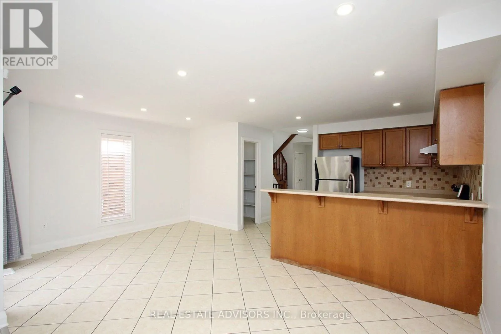 80 DOOLEY CRESCENT