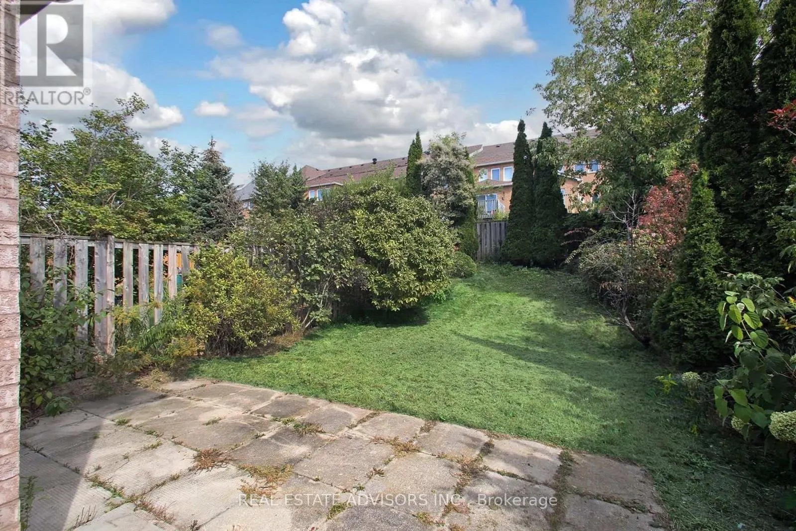 80 DOOLEY CRESCENT