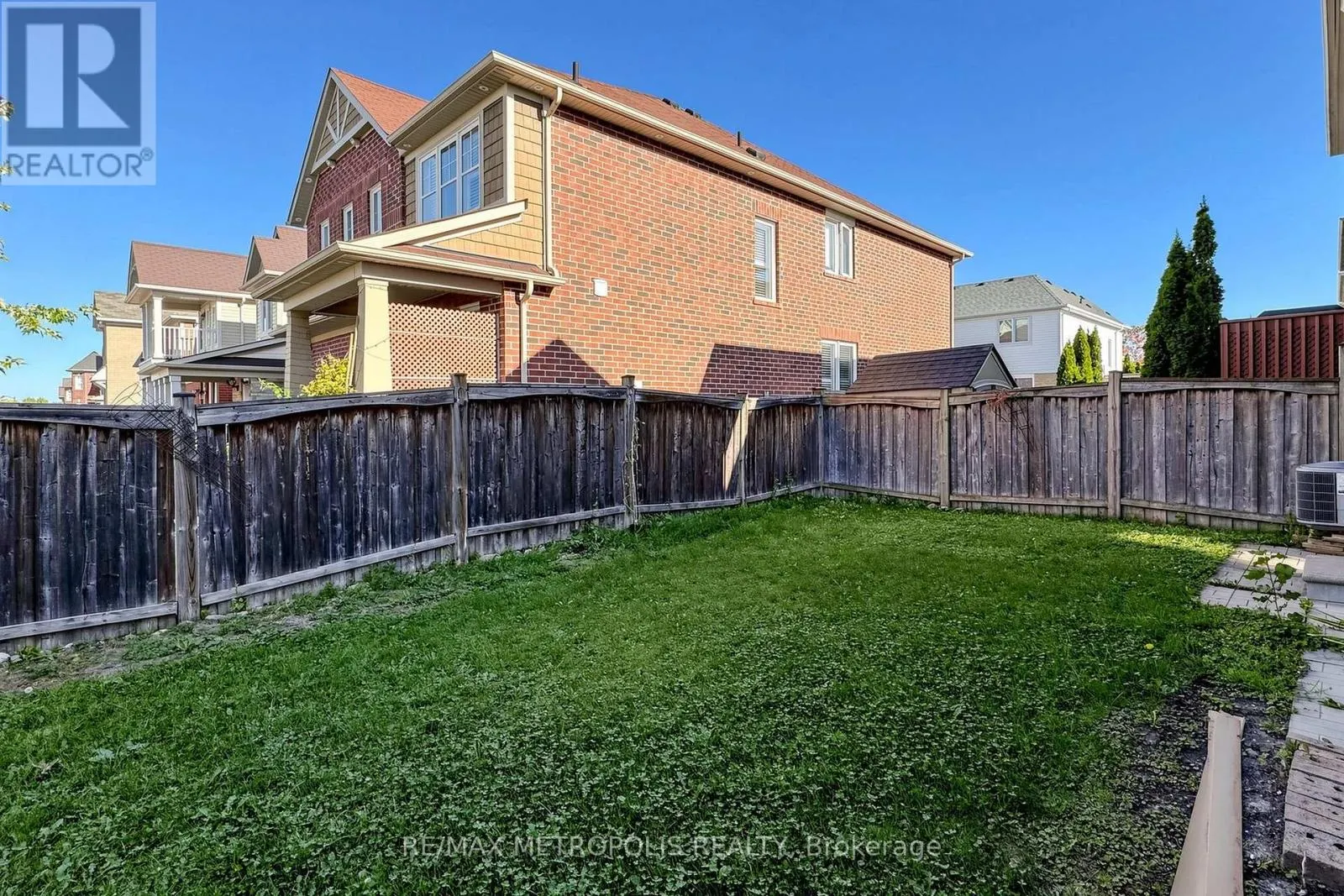 1913 LIATRIS DRIVE