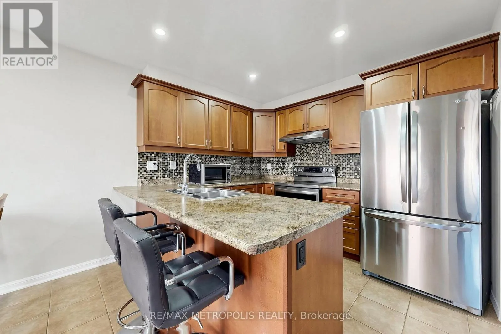 1913 LIATRIS DRIVE