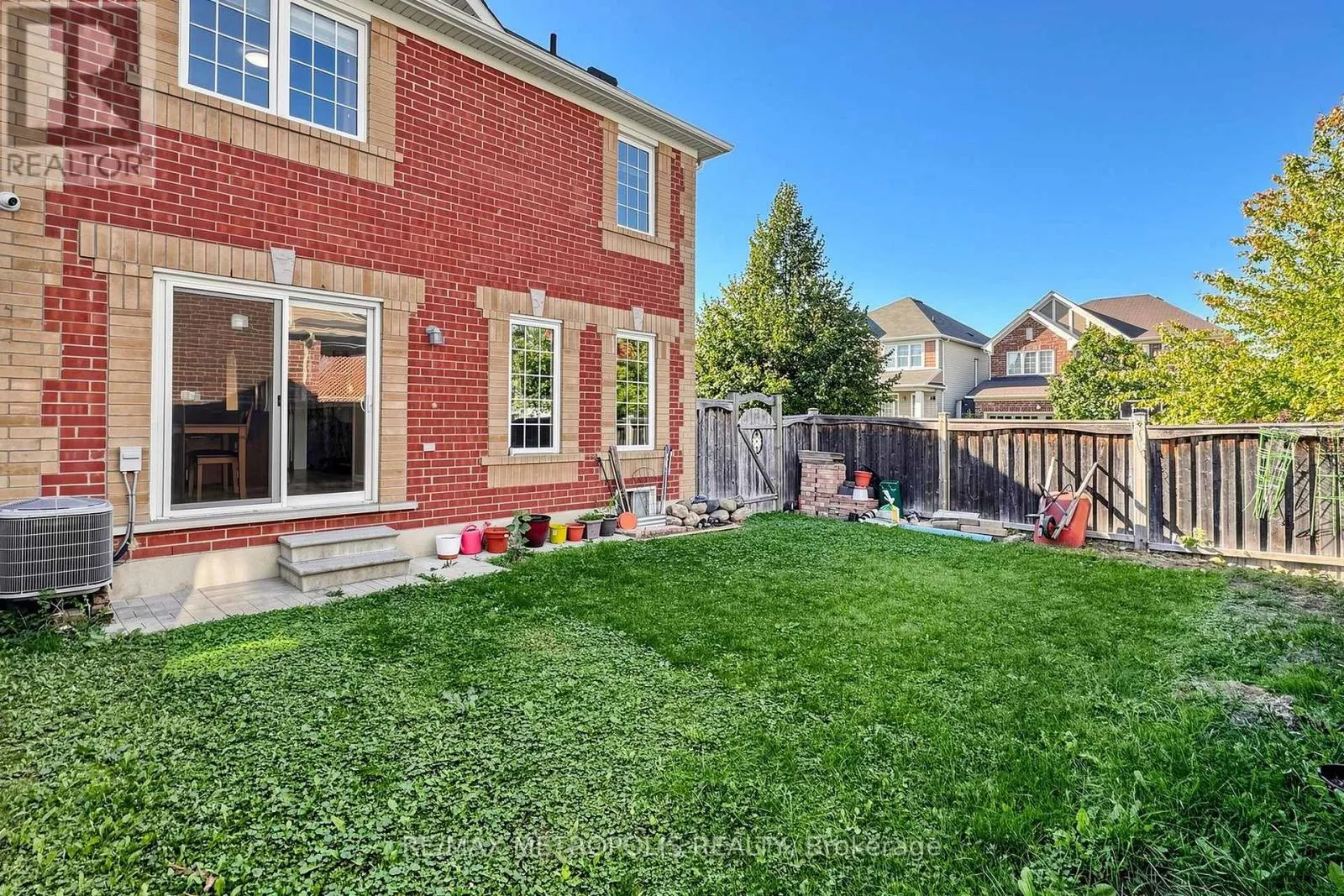 1913 LIATRIS DRIVE