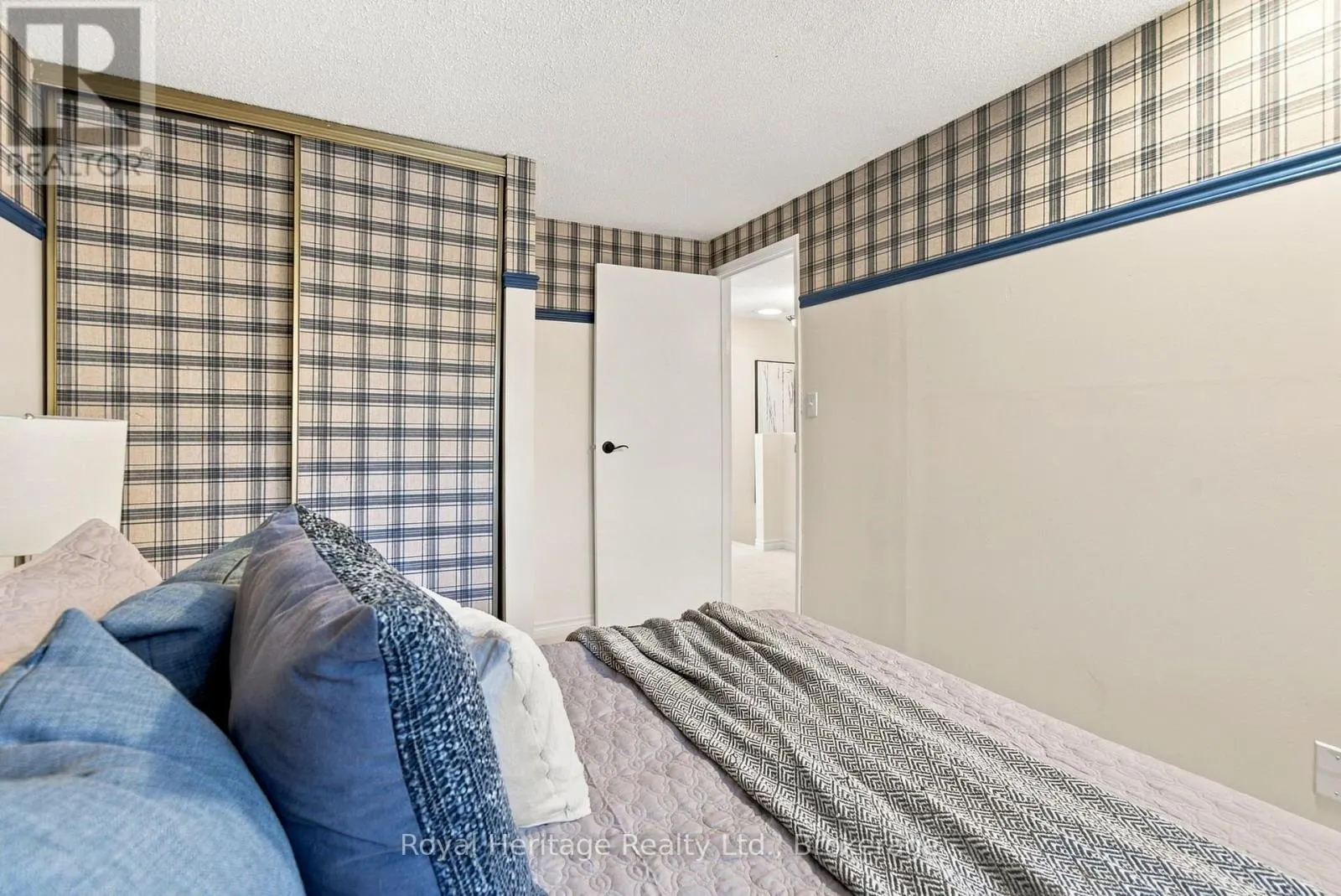 814 CAVAN COURT