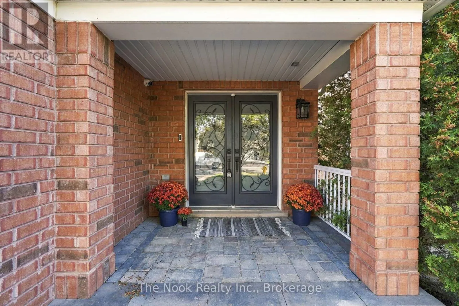 37 SWINDELLS STREET