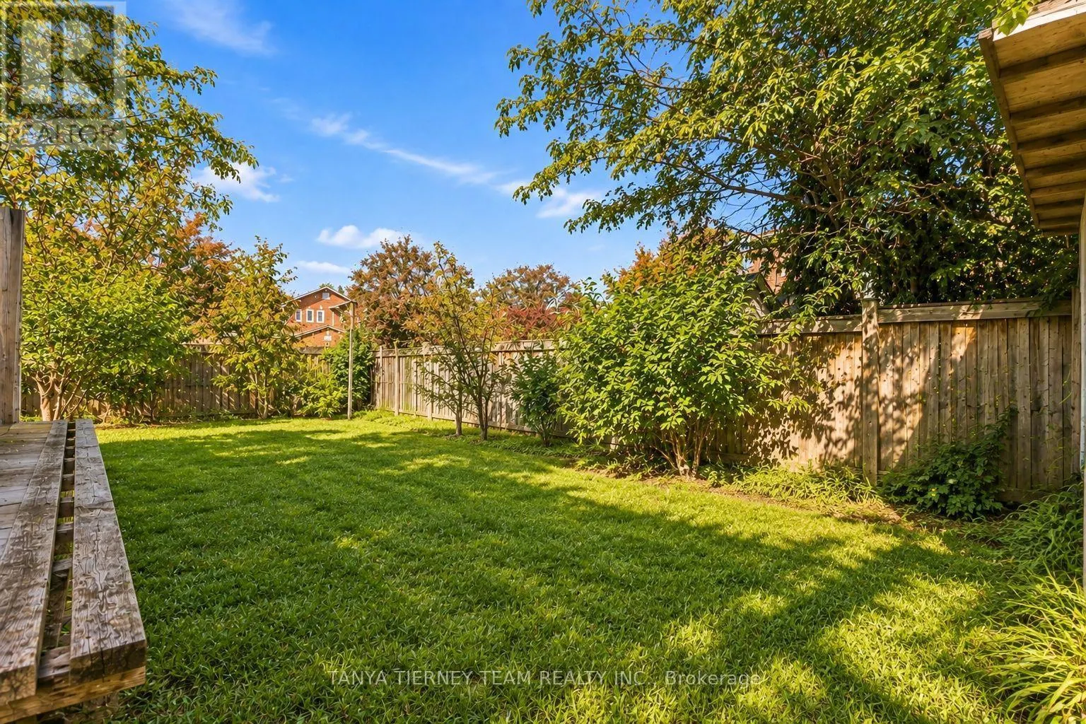 11 HUNTER DRIVE