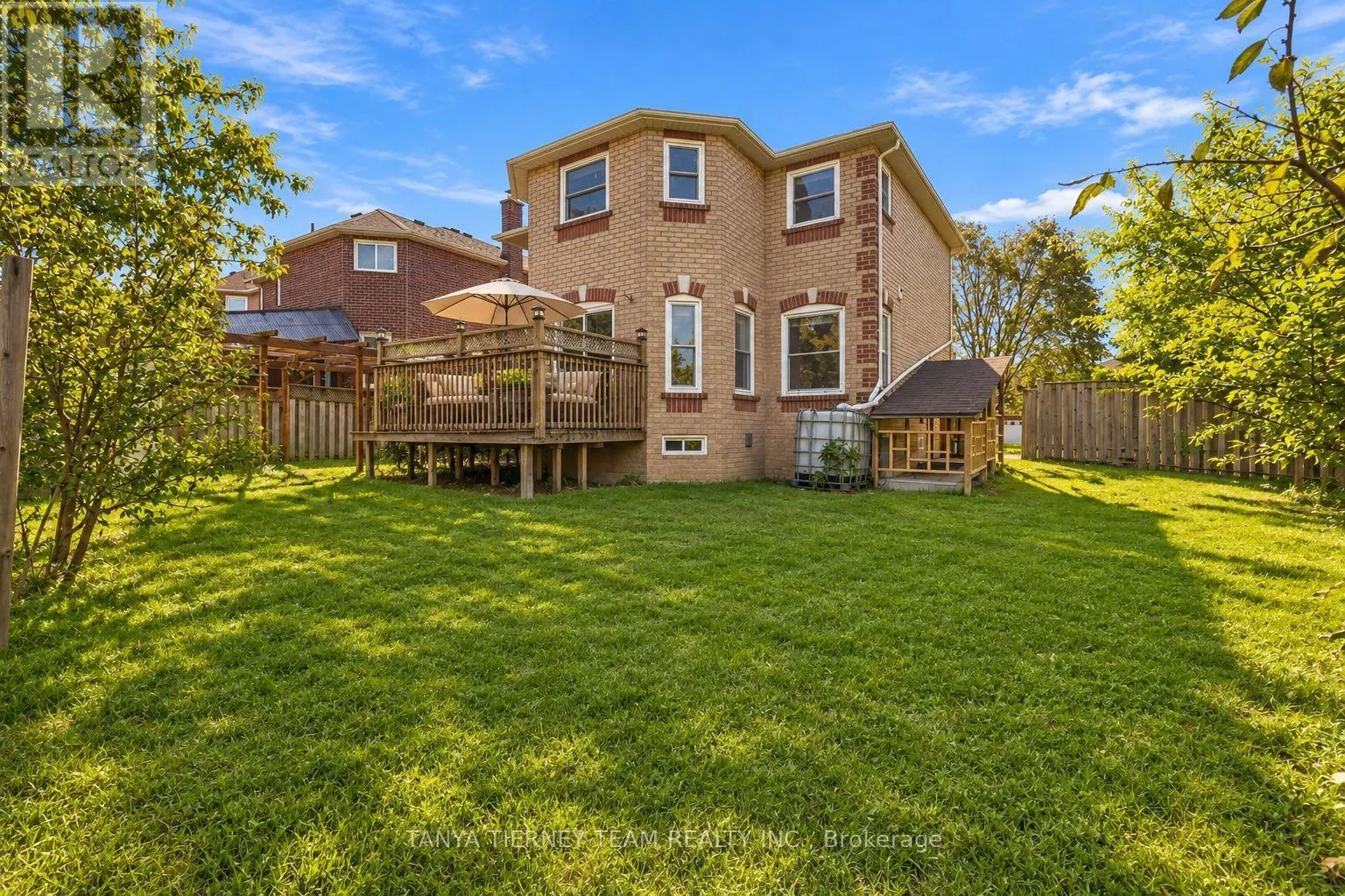 11 HUNTER DRIVE