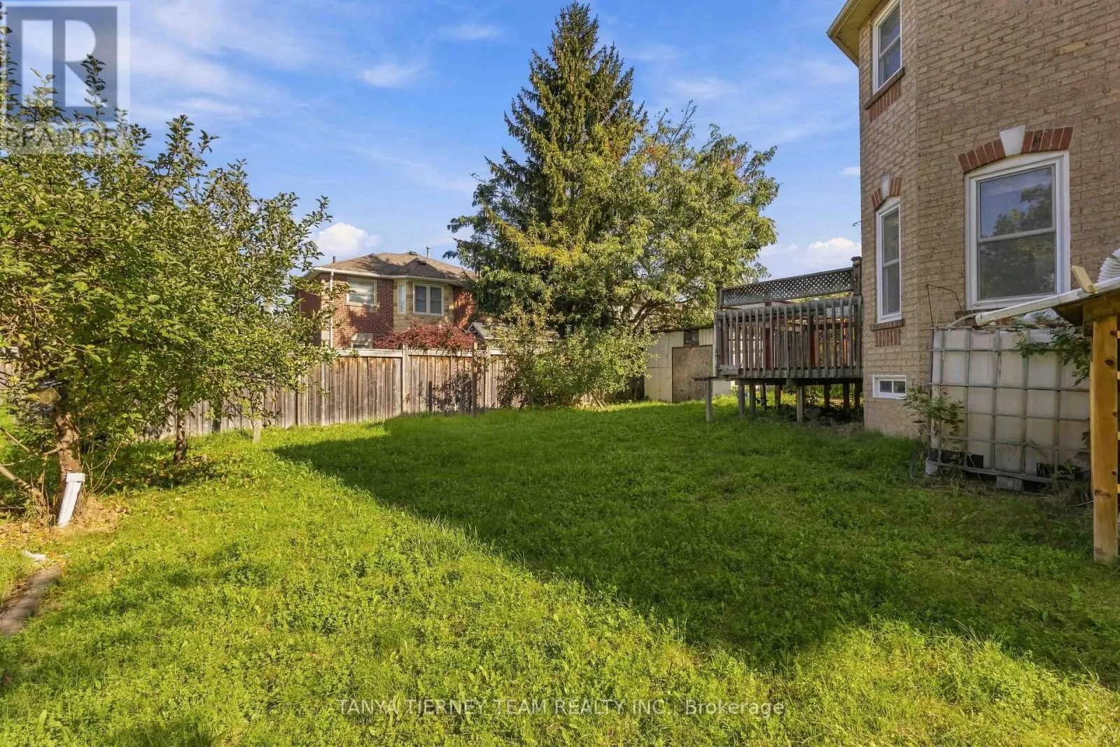 11 HUNTER DRIVE